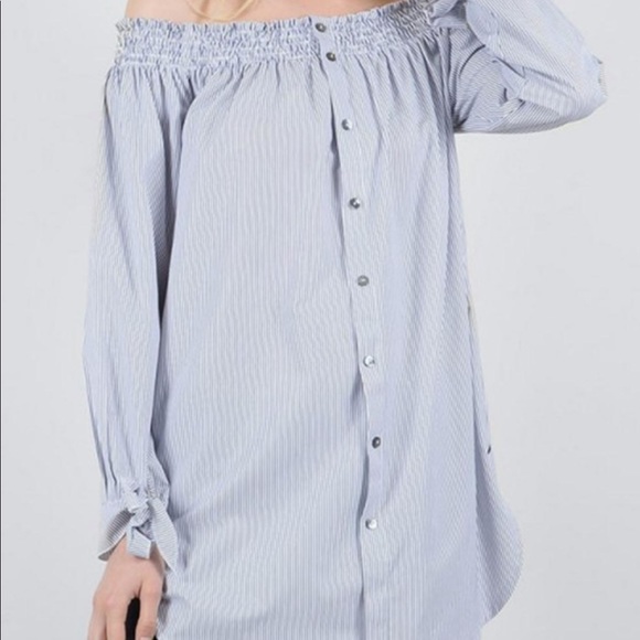 NWT Off Shoulder Blue Stripe Tunic - Picture 3 of 5